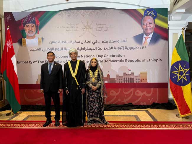 Myanmar Ambassador attends the reception of the National Day of the Sultanate of Oman