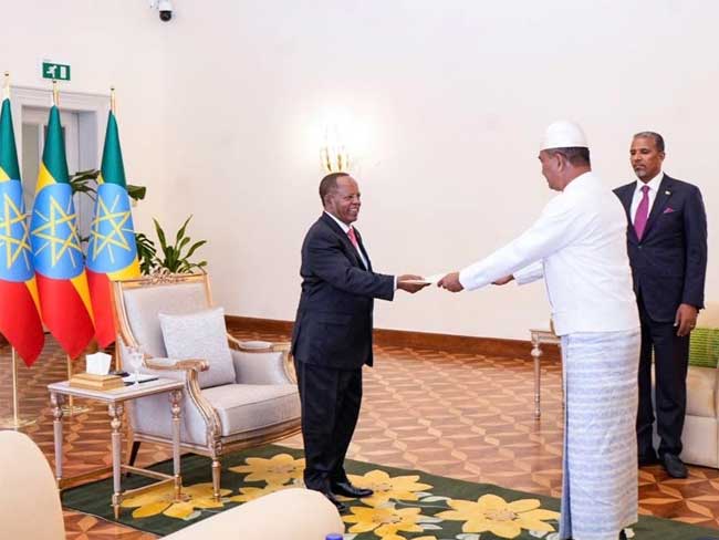 U Aung Min Oo Presents Credentials to President of the Federal Democratic Republic of Ethiopia
